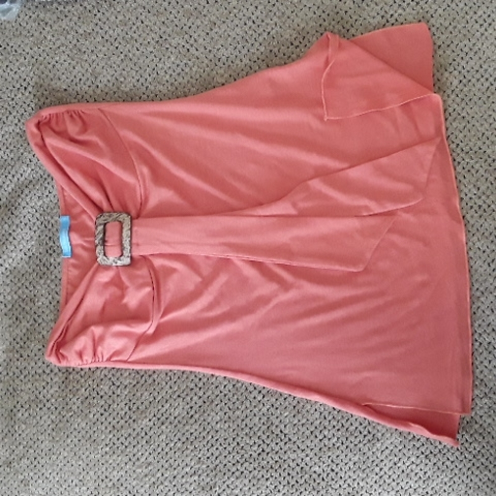 Straples split side top